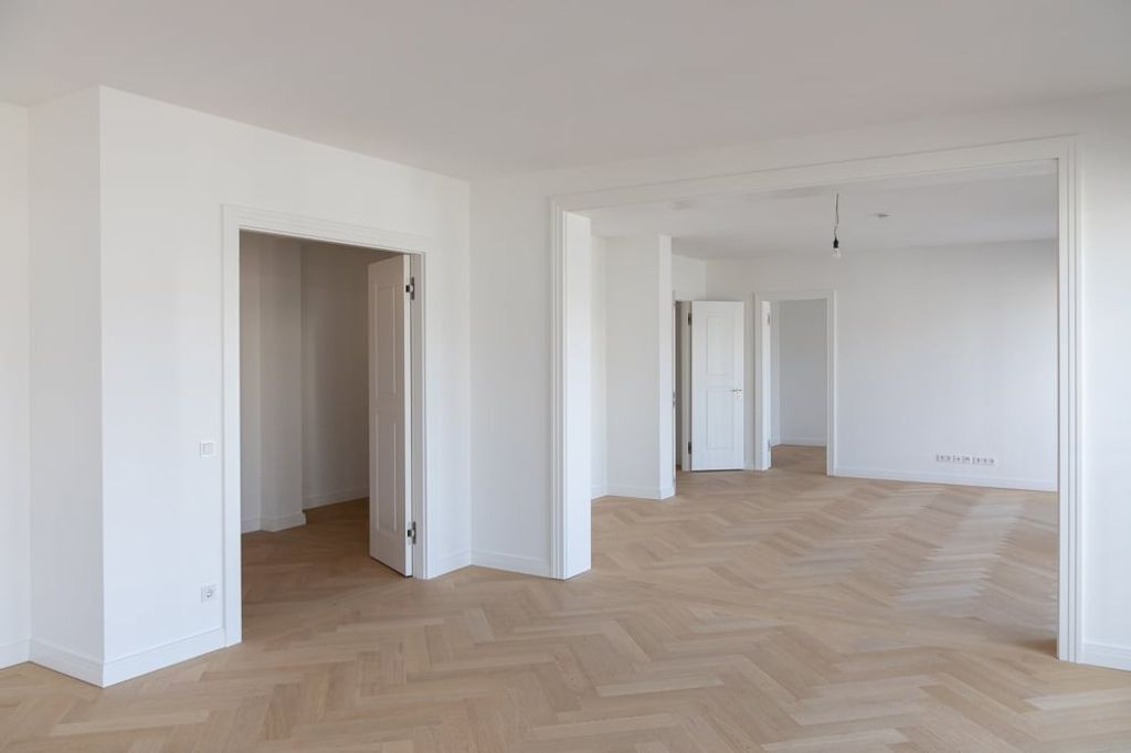 Prestigious 182 m² apartment for sale in Charlottenburg, Berlin prestigious 182 m² apartment for sale in charlottenburg berlin2.jpg