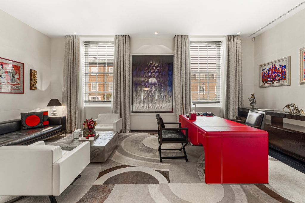 prestigious 841m² apartment for sale in london england3.jpg