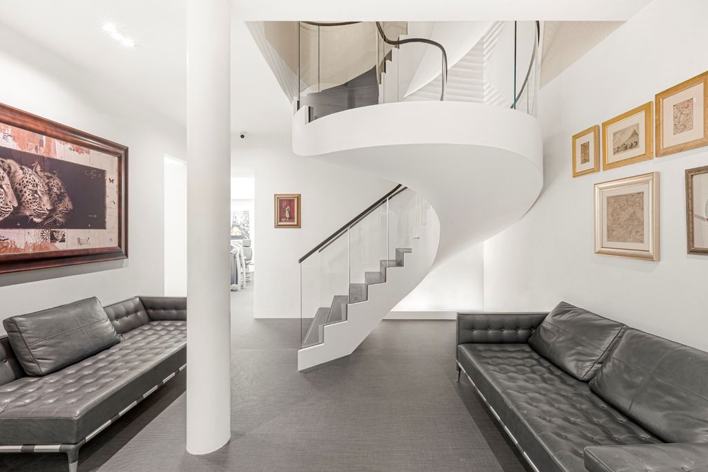 prestigious 841m² apartment for sale in london england4.jpg